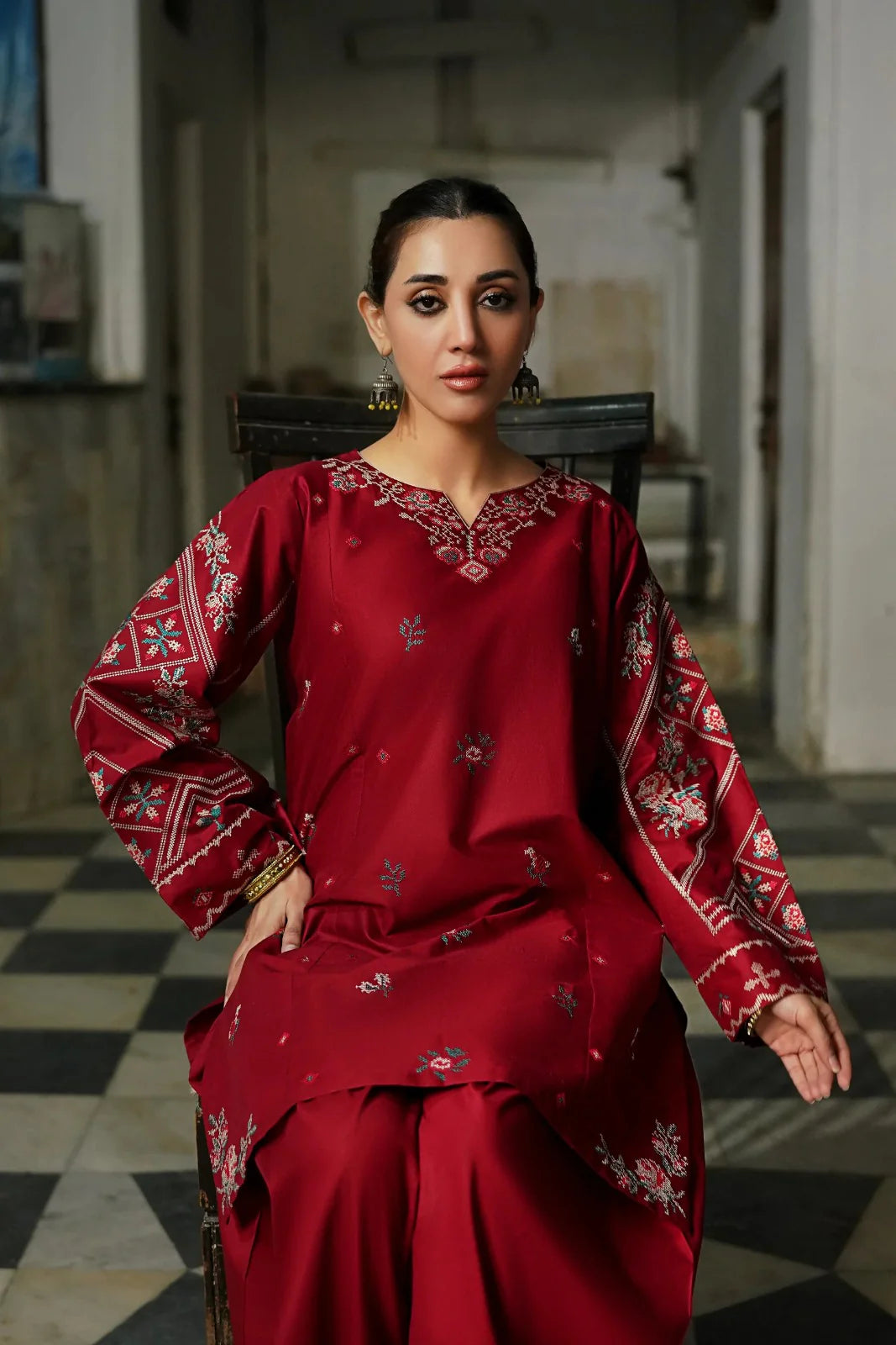 Kayseria D-90 Embroidered Lawn 2 Piece Suit Collection