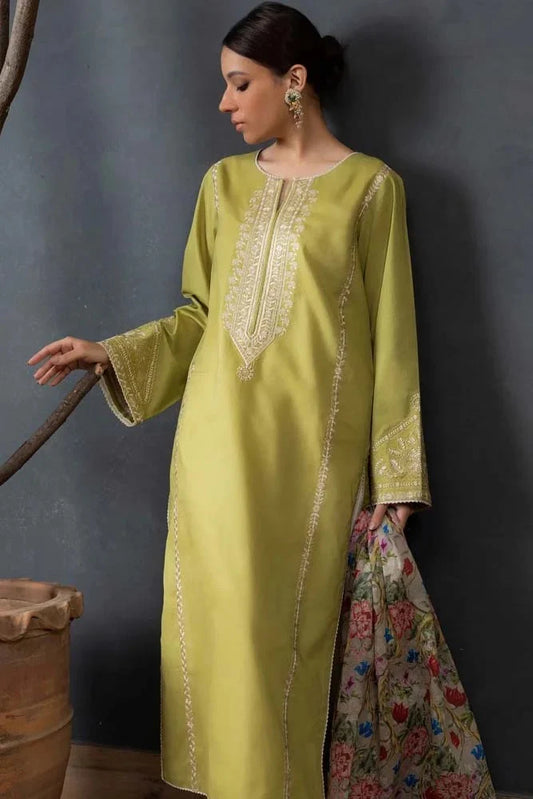 sapphire Embroidered lawn Three Piece sp-36