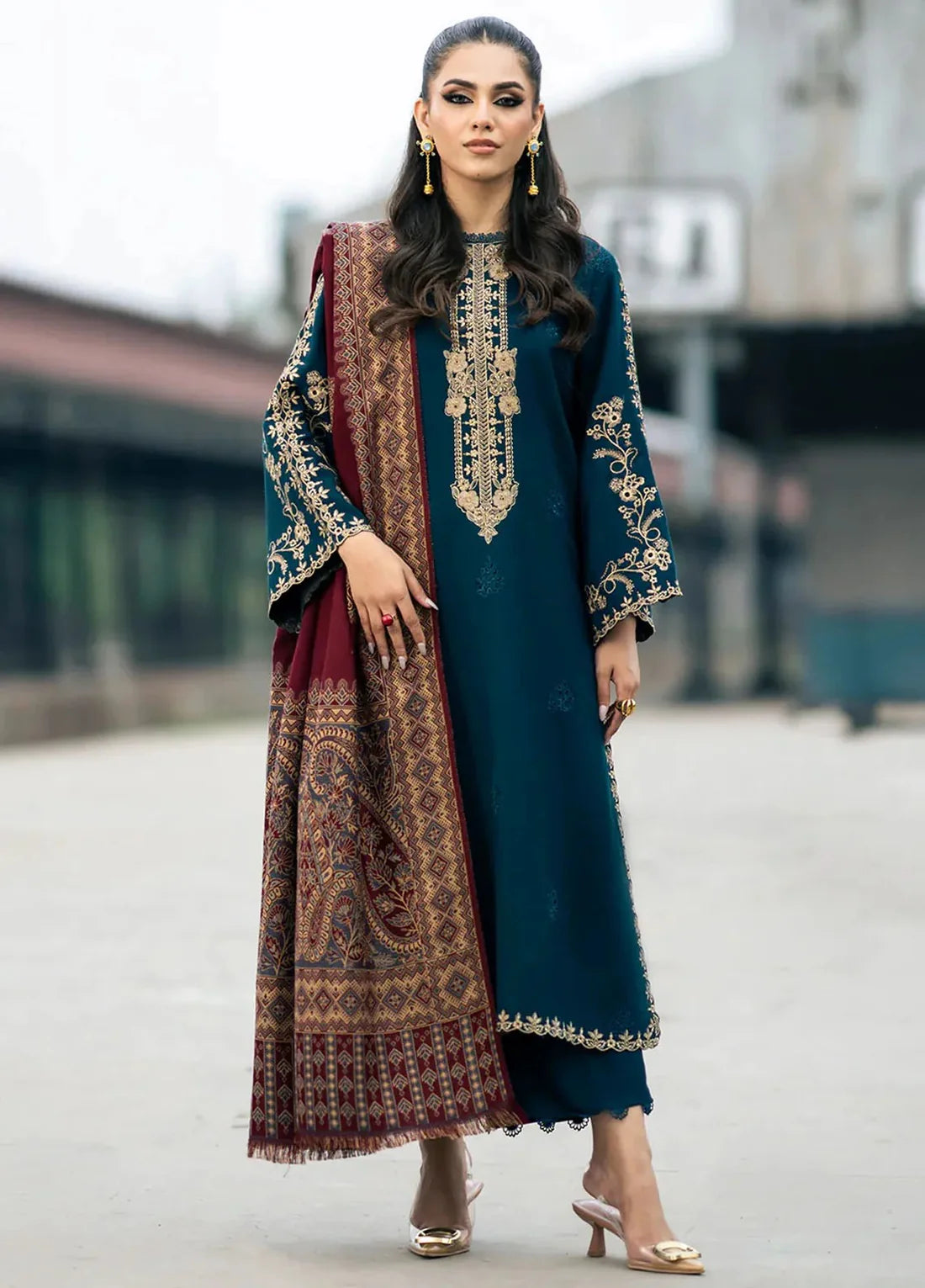 Izel Embroidered Dhanak 3 Piece COCO-145