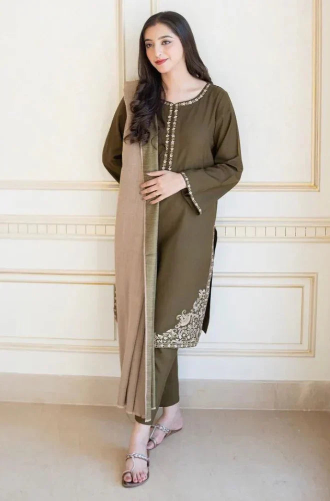 Mehndi Dhanak Embroidered 3 piece With Dhanak Shawl FCC-885
