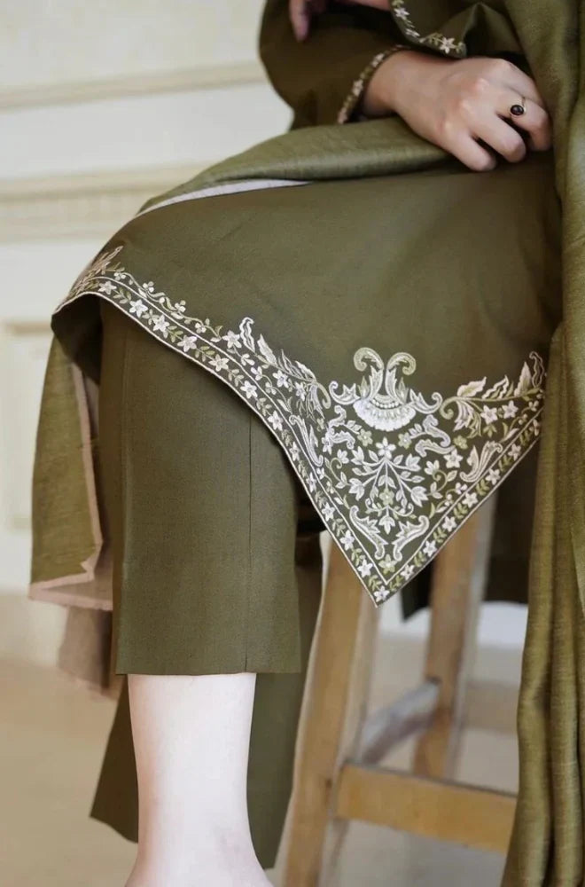 Mehndi Dhanak Embroidered 3 piece With Dhanak Shawl FCC-885
