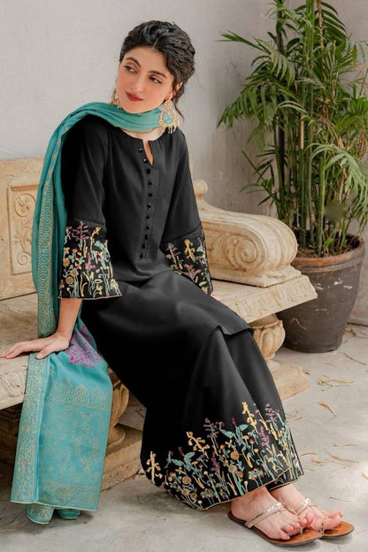 Black Lawn 3 Piece Suit D/882