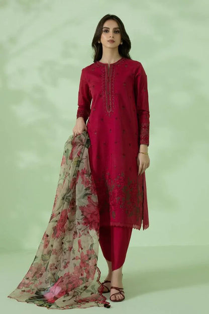 Sapphire Embroidered Lawn 3 Piece Suit D/751