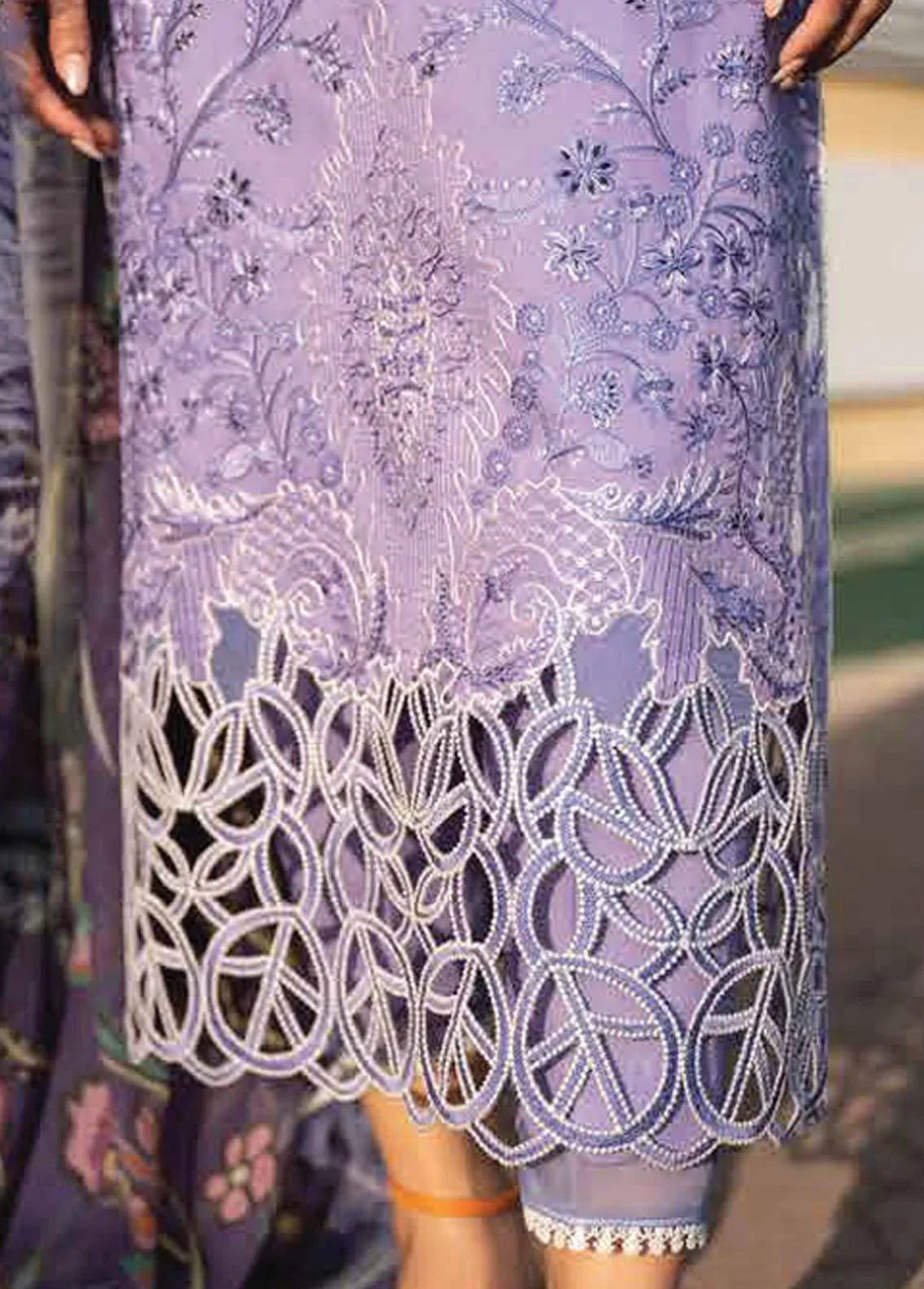 Mushq Embroidered lawn Three Piece MQ-23